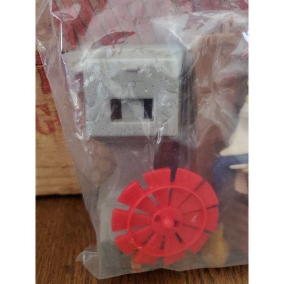 Vtg NEW Burger King Chicken Run #3 Mac's Highwire Act Toy Figure 2000 SEALED - Picture 4 of 4